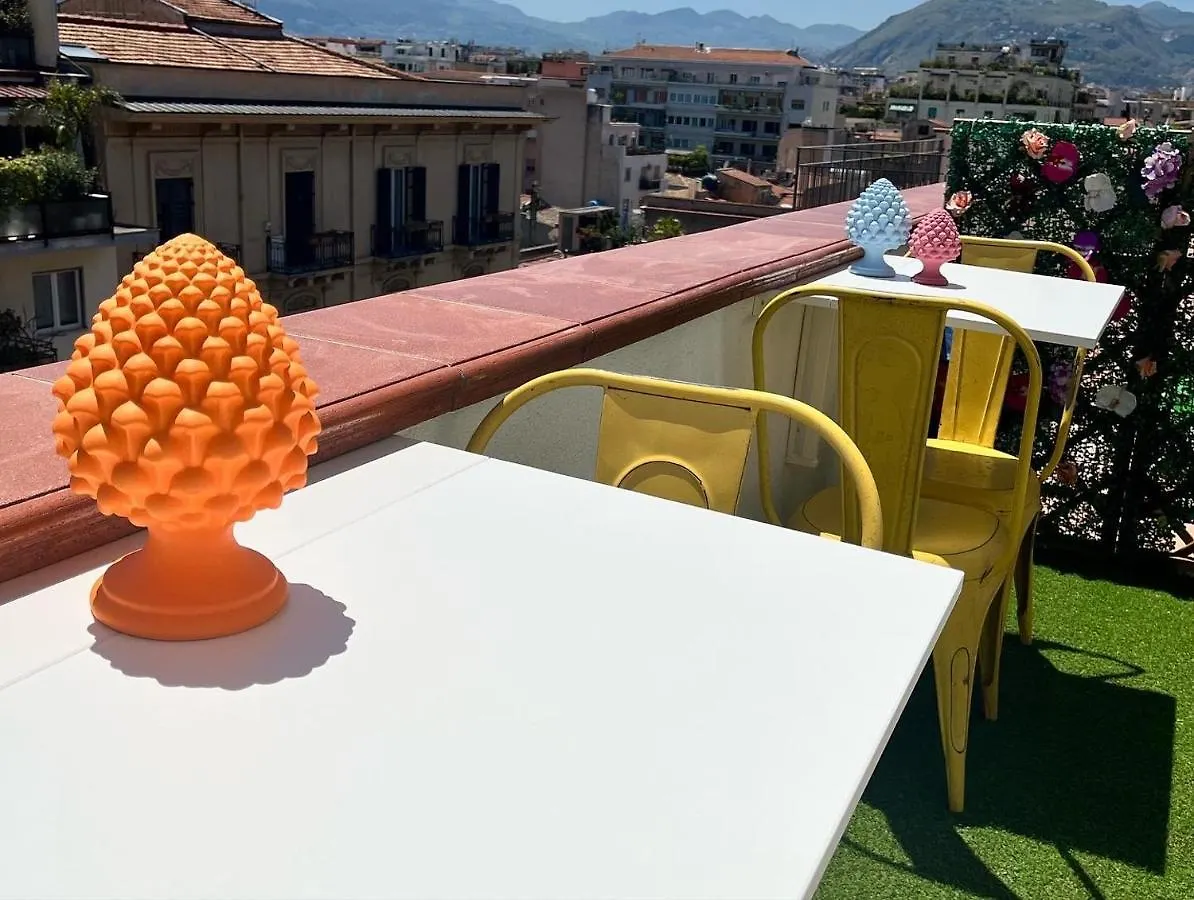 Konukevi Superattico Bella Bellu Otel Palermo